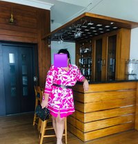 Dahamsa de Soyza - escort in Colombo