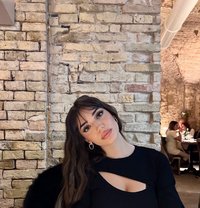 Sara - escort in Muscat