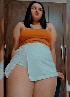 Sara Ahmed - escort in Cairo Photo 4 of 5