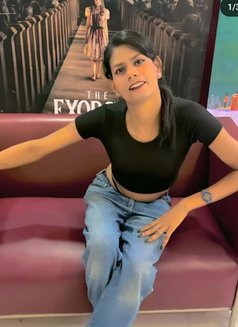 Sara Ali - Acompañantes transexual in New Delhi Photo 6 of 18