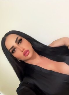 Sara Arabic shemale xxl 21 cm - Transsexual escort in İstanbul Photo 12 of 14