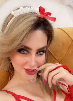 Sara Arabic VIP - puta in Muscat Photo 9 of 13