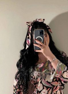 Sara Barbie - puta in Doha Photo 2 of 5