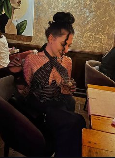 Sara - escort in Hong Kong Photo 8 of 8