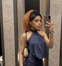 Sara - escort in Jeddah Photo 2 of 3