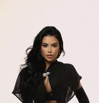 Sara - escort in Dubai Photo 1 of 8