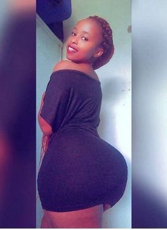 Sara - puta in Doha Photo 3 of 4