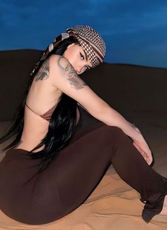 Sara - escort in Abu Dhabi Photo 2 of 13