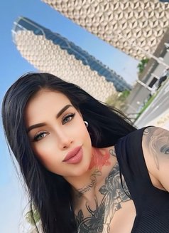 Sara - escort in Abu Dhabi Photo 5 of 13