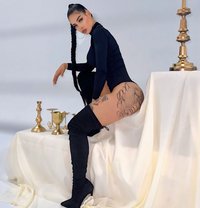 Sara - escort in Abu Dhabi Photo 11 of 13