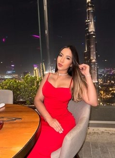 Sara - escort in Dubai Photo 4 of 11