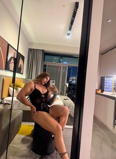 Sara - Transsexual escort in Dubai Photo 19 of 20