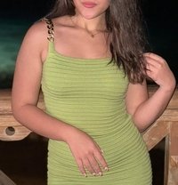 Sara - escort in Cairo