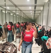 Sara Elizabeth - escort in Kochi