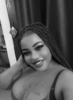 Sara - escort in Gurgaon Photo 3 of 13