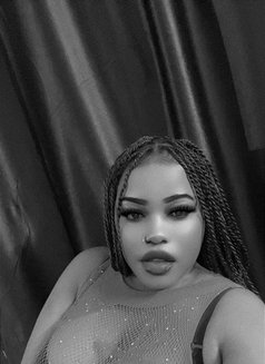 Sara - escort in Gurgaon Photo 6 of 13