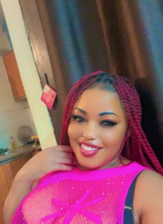 Sara - escort in Gurgaon Photo 8 of 13