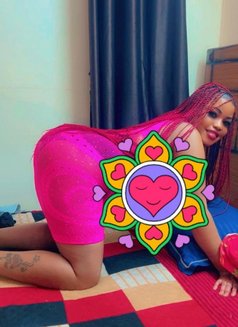 Sara - escort in Gurgaon Photo 12 of 13