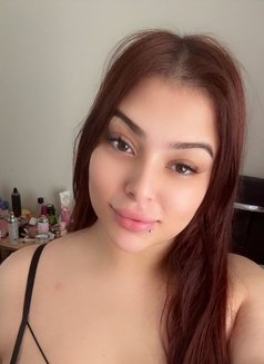 Sara - escort in İstanbul Photo 3 of 8
