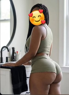 Sara - escort in Jalandhar Photo 3 of 4