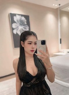 Sara - escort in Riyadh Photo 4 of 6