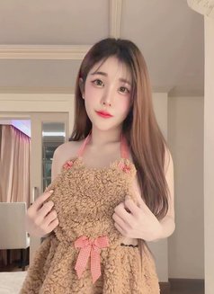 Sara - escort in Bangkok Photo 6 of 6