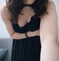 Sara - Transsexual escort in Bangalore
