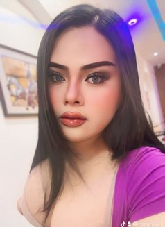 Sara - Transsexual escort in Muscat Photo 2 of 6