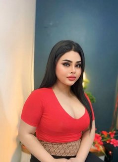 Sara - Transsexual escort in Muscat Photo 5 of 6