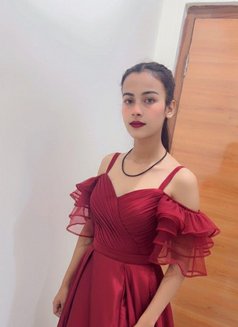 Sara Fashion Designer - escort in Hyderabad Photo 1 of 4