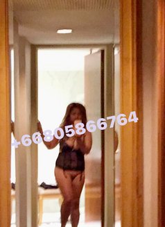 Sara - escort in Bangkok Photo 1 of 2