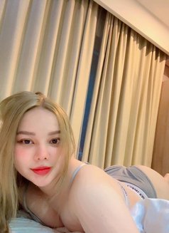 Sara friendly - escort in Al Manama Photo 2 of 6