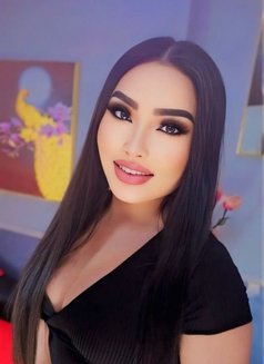 Sara good service - escort in Doha Photo 2 of 29