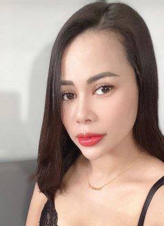 Sara (I have many friends) - Masajista in Bangkok Photo 10 of 11