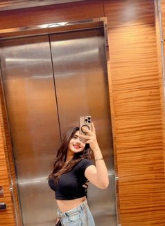 Sara Independent Genuine Service (Gfe ) - escort in Mumbai Photo 1 of 6