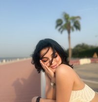 Sara Independent - puta in Dubai