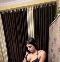 Sara with bigg dick - Acompañantes transexual in Bangalore