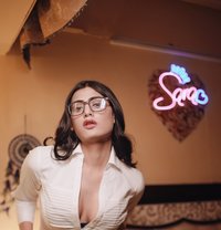 Sara with bigg dick - Transsexual escort in New Delhi