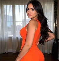 Sarina - escort in Muscat Photo 2 of 7