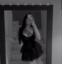 Sara - escort in Muscat