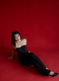 Sara - escort in İstanbul Photo 5 of 17