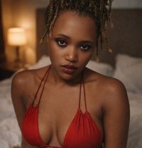 Sara - puta in Pattaya Photo 4 of 5