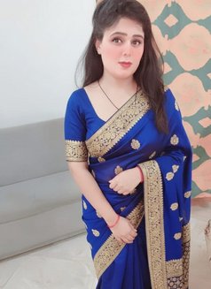 Sara Khan Incall & Outcall1 - puta in Muscat Photo 2 of 3