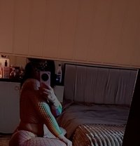 Sara - escort in Beirut