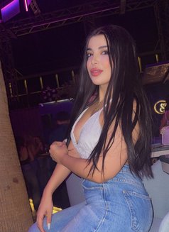 Sara - puta in Beirut Photo 2 of 5