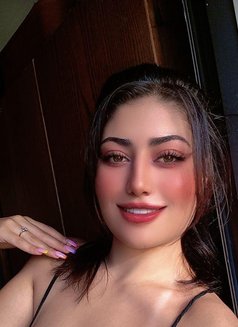 Sara - escort in Beirut Photo 10 of 10