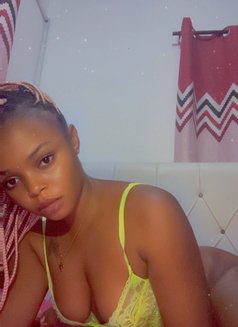 Sara - escort in Accra Photo 1 of 2