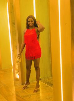Sara - escort in Accra Photo 2 of 2