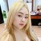 Sara Massage Professional - puta in Al Manama Photo 3 of 7