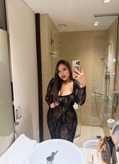 Sara - escort in Abu Dhabi Photo 11 of 12